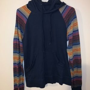 Striped-sleeve hoody